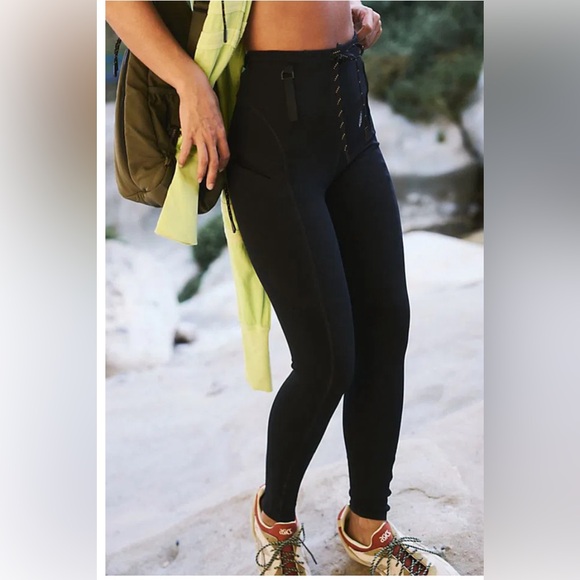 FP movement black walk on leggings size XS - Picture 3 of 6